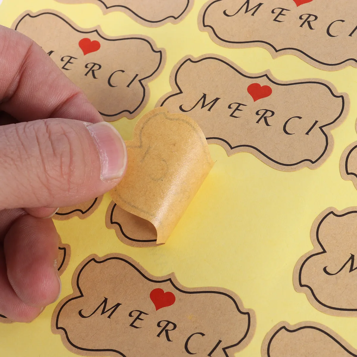 10 листов наклеек для запечатывания, дизайн 59x32 см, этикетки из крафт-бумаги с надписью «Спасибо» для упаковки продуктов, самоклеящиеся этикетки для рукоделия
10 листов наклеек для запечатывания, дизайн 59x32 см, этикетки из крафт-бумаги с надписью «Спасибо» для упаковки продуктов, самоклеящиеся этикетки для рукоделия