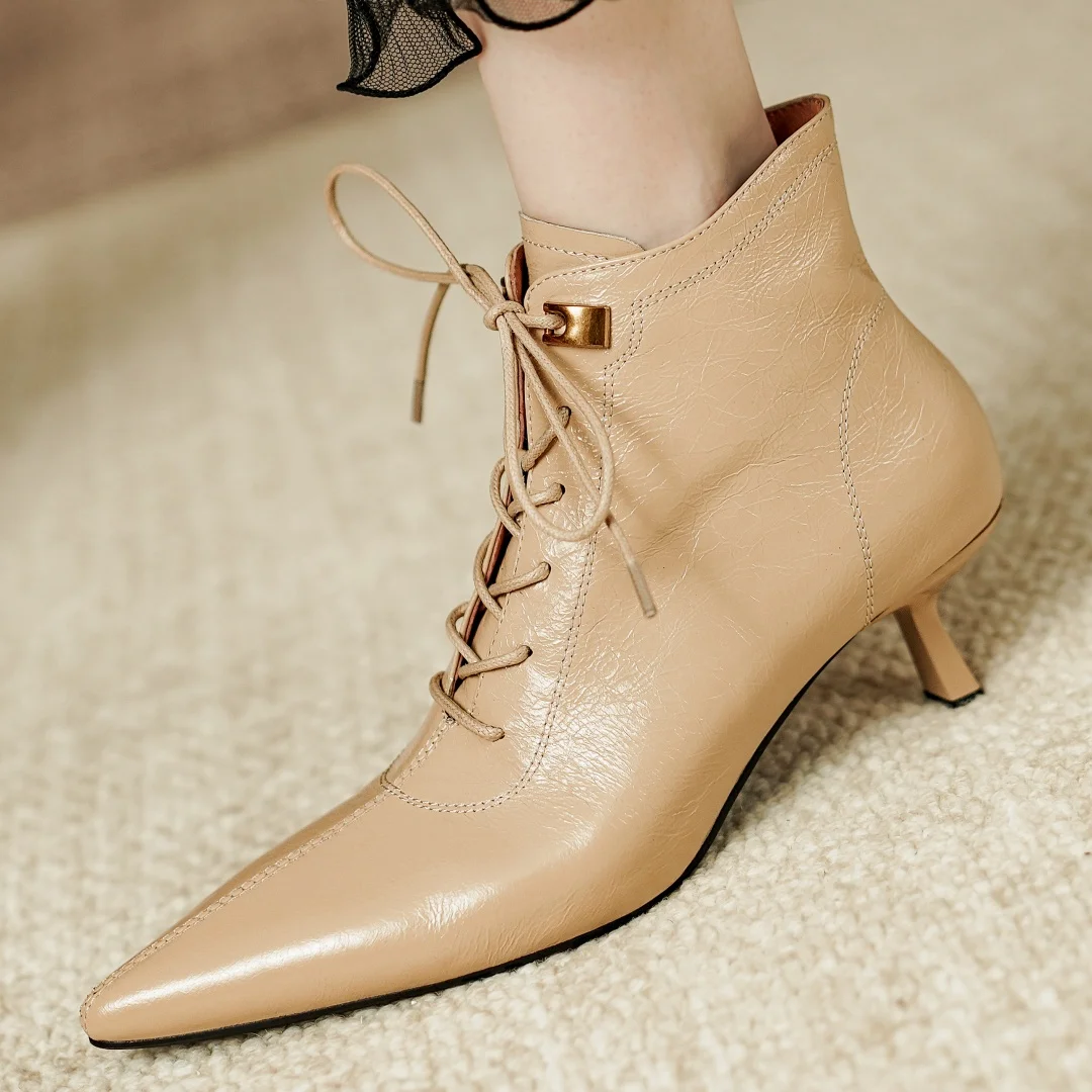 Women's cow leather lace-up 5cm thin high heel pointed toe autumn ankle boots elegant ladies slim daily dress short booties shoe
Women's cow leather lace-up 5cm thin high heel pointed toe autumn ankle boots elegant ladies slim daily dress short booties shoe