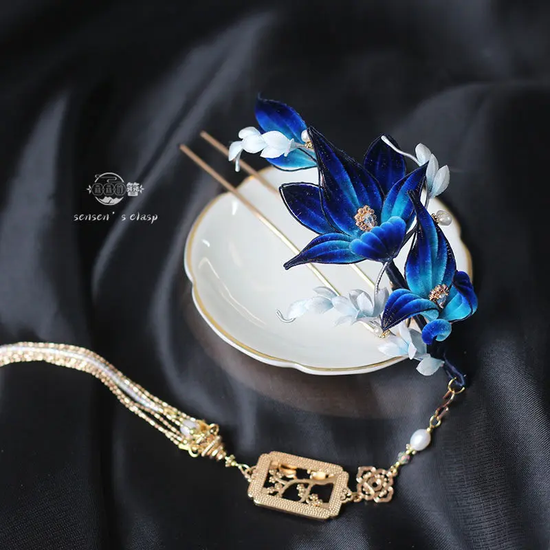 Original Intangible Cultural Heritage Velvet Flower Hairpin, High-end Ancient Style Tassel Hair Accessories for Hanfu
Original Intangible Cultural Heritage Velvet Flower Hairpin, High-end Ancient Style Tassel Hair Accessories for Hanfu