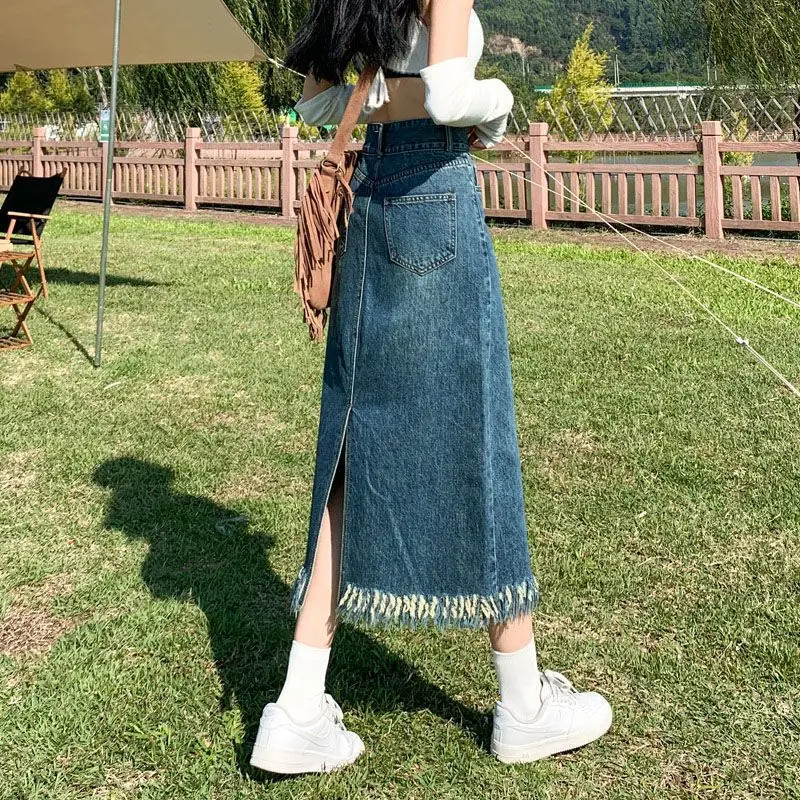 Women's Vintage Denim Midi Skirt High Waist Fringe Back Slit Bodycon Slimming Fit Hot Girl Style Mid Length For Tall Girls
Women's Vintage Denim Midi Skirt High Waist Fringe Back Slit Bodycon Slimming Fit Hot Girl Style Mid Length For Tall Girls