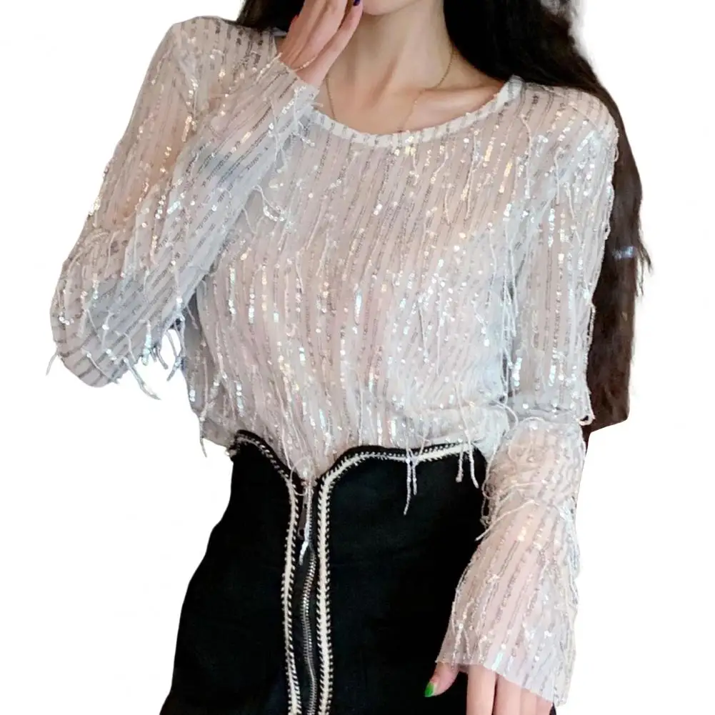 Shiny Tassel Embellished Blouse Sequin Glitter Tops Stylish Women's Long-sleeved Tassel Shirts Casual Loose Fit Round Neck for A
Shiny Tassel Embellished Blouse Sequin Glitter Tops Stylish Women's Long-sleeved Tassel Shirts Casual Loose Fit Round Neck for A