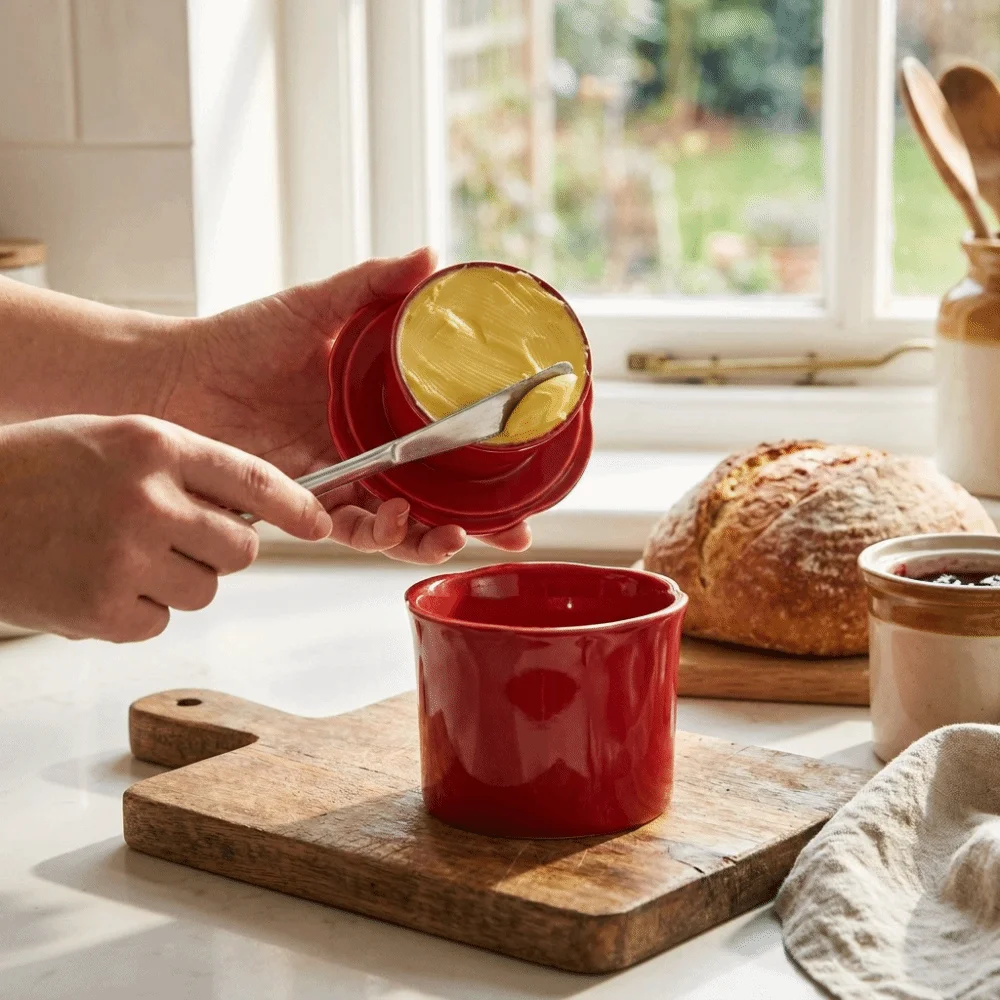 Ceramic Flower-Shaped Butter Jars Keep Fresh Large Capacity Cheese Storage Box Airtight Decorative Butter Keeper Farmhouse
Ceramic Flower-Shaped Butter Jars Keep Fresh Large Capacity Cheese Storage Box Airtight Decorative Butter Keeper Farmhouse
