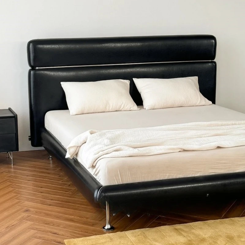 Nordic, leather art, soft bag, double bed modern, minimalist, design, showroom, leather bed
Nordic, leather art, soft bag, double bed modern, minimalist, design, showroom, leather bed
