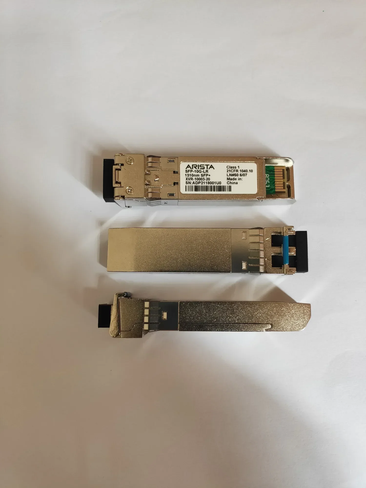Arista Module SFP 10G 10KM/XVR-10003-20 SFP-10G-LR/1310NM SFP+ Single Mode Optical Transceiver/10gb Optical Fiber
Arista Module SFP 10G 10KM/XVR-10003-20 SFP-10G-LR/1310NM SFP+ Single Mode Optical Transceiver/10gb Optical Fiber