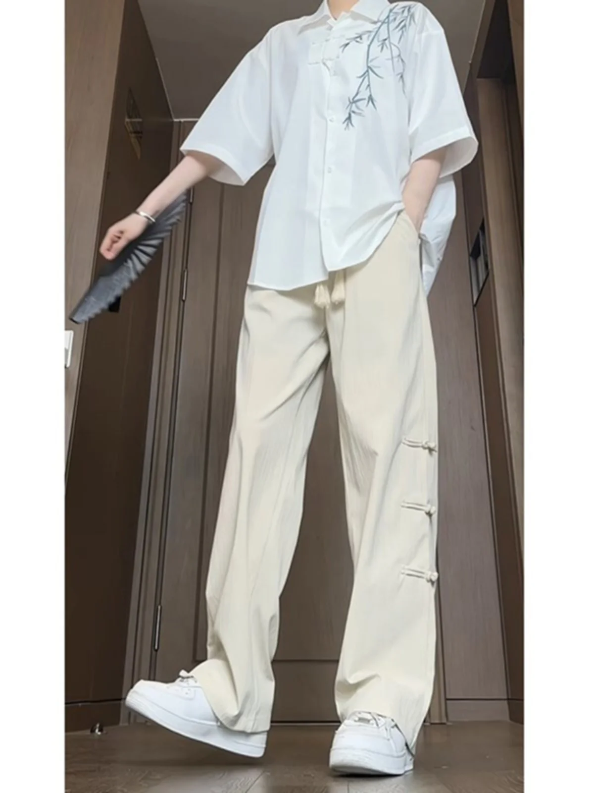 Новый летний тонкий комплект одежды для подростков: футболка и шорты, повседневный спортивный костюм, модный комплект для подростков, одежда для мальчиков
Новый летний тонкий комплект одежды для подростков: футболка и шорты, повседневный спортивный костюм, модный комплект для подростков, одежда для мальчиков