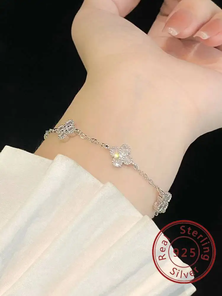 925 Sterling Silver Vintage Four Leaf Clover Zircon Bracelet For Women Engagement Wedding Luxury Fashion High Quality Jewelry
925 Sterling Silver Vintage Four Leaf Clover Zircon Bracelet For Women Engagement Wedding Luxury Fashion High Quality Jewelry