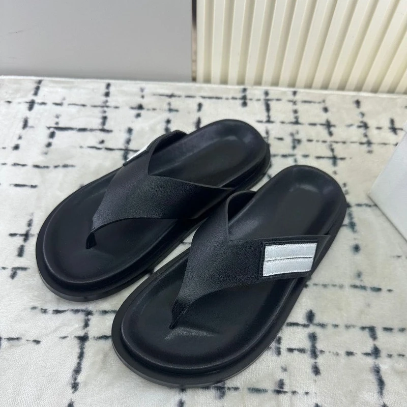 Luxury Brand Ginza Platform Flip Flop 2026 Minimalist Women Sole Thong Sandals Outdoor Casual Beach Non Slip Summer Footwear
Luxury Brand Ginza Platform Flip Flop 2026 Minimalist Women Sole Thong Sandals Outdoor Casual Beach Non Slip Summer Footwear