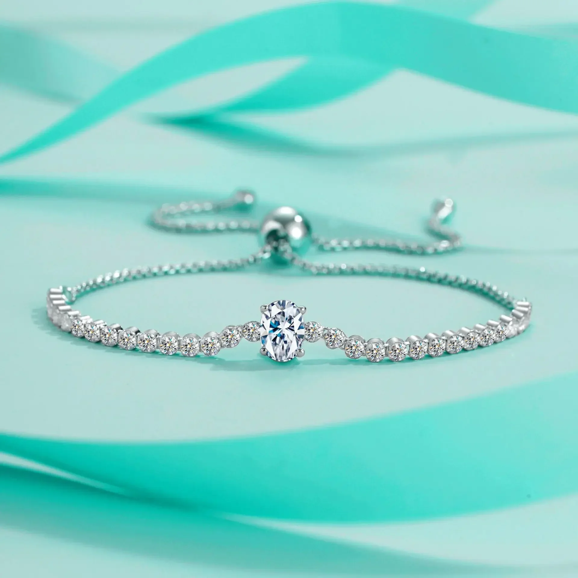 S925 Sterling Silver Tennis Bracelet Oval 1ct 8H8A Cut VVS D Color Moissanite Diamond Bracelet for Women Luxury Jewelry
S925 Sterling Silver Tennis Bracelet Oval 1ct 8H8A Cut VVS D Color Moissanite Diamond Bracelet for Women Luxury Jewelry