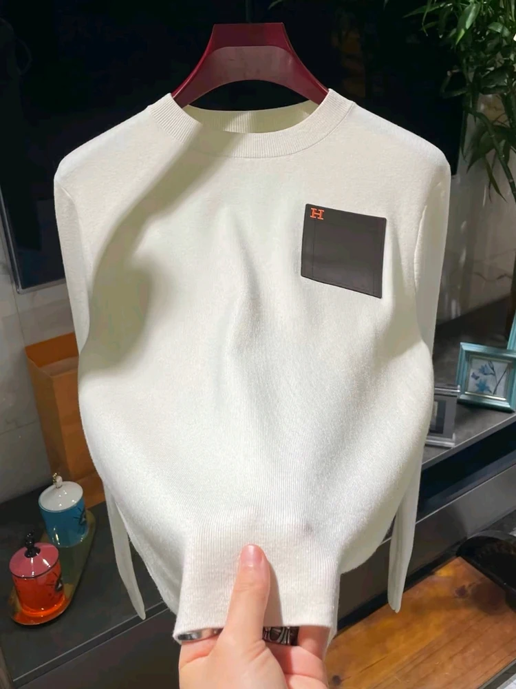 Модный высококачественный мужской вязаный свитер: Новинка осени-зимы, универсальный, деловой, европейский стиль
Модный высококачественный мужской вязаный свитер: Новинка осени-зимы, универсальный, деловой, европейский стиль