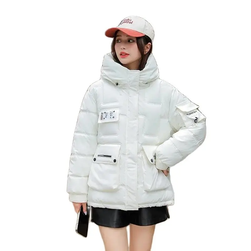Stand-up Collar Short Hooded Down Padded Jackets Women's Winter New Bread Coat Big Pocket Korean Loose Student Thick Parka Trend
Stand-up Collar Short Hooded Down Padded Jackets Women's Winter New Bread Coat Big Pocket Korean Loose Student Thick Parka Trend