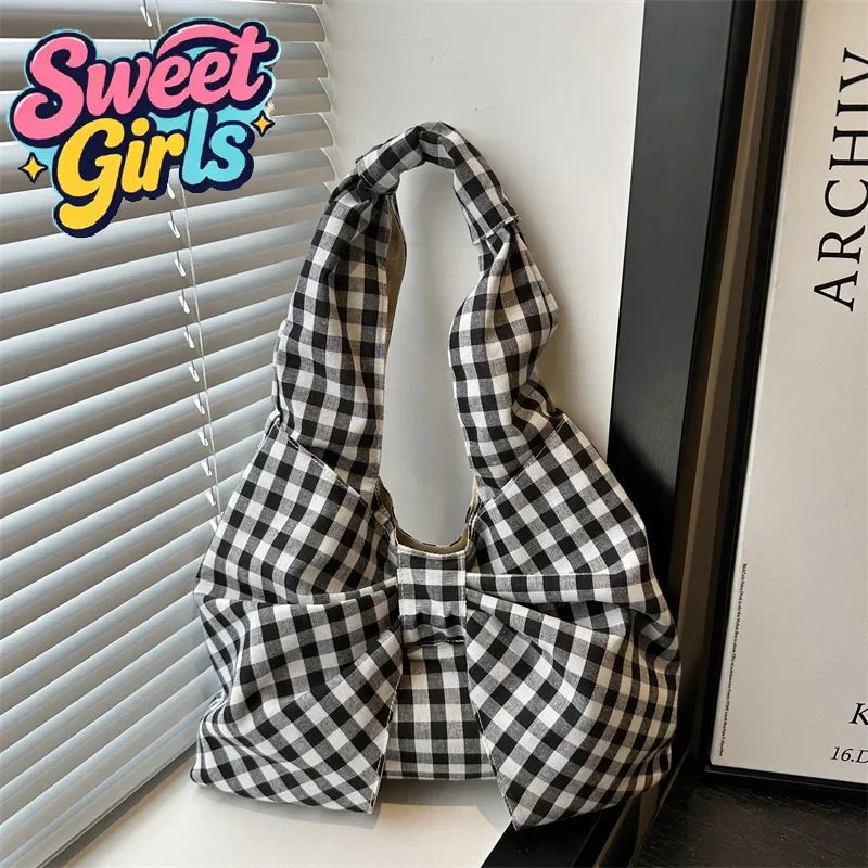 Retro Bow Plaid Women's Shoulder Bags Simple Commuter Ladies Underarm Vest Bag Casual Portable Handbags
Retro Bow Plaid Women's Shoulder Bags Simple Commuter Ladies Underarm Vest Bag Casual Portable Handbags