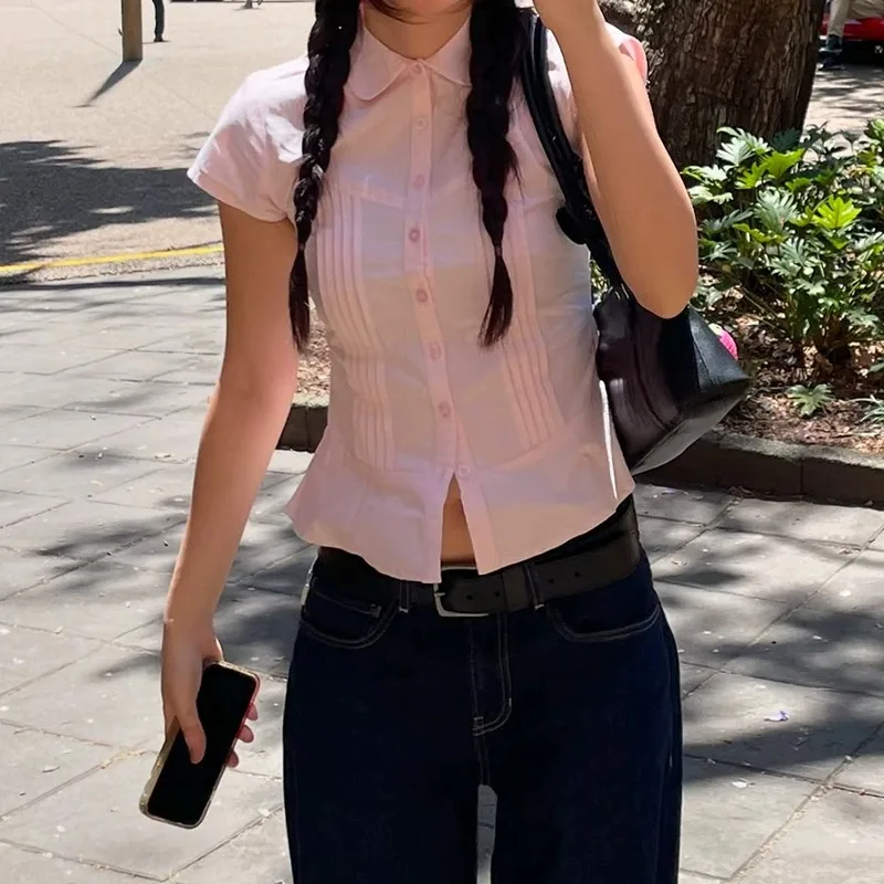 2025 new organ pleated solid color POLO collar short sleeved shirt for women, versatile short cardigan, breasted short top
2025 new organ pleated solid color POLO collar short sleeved shirt for women, versatile short cardigan, breasted short top