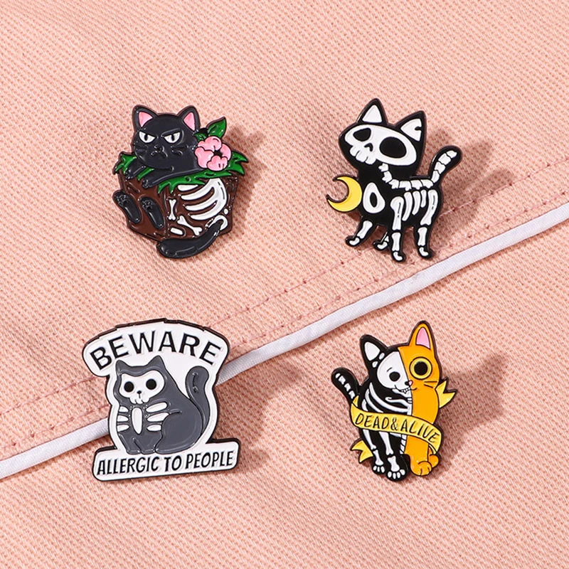 Scary Skeleton Cat Metal Brooch Moon Potted Death or Alive Skeleton Cartoon Cat Animal Badge Punk Lapel Pins Jewelry Accessories
Scary Skeleton Cat Metal Brooch Moon Potted Death or Alive Skeleton Cartoon Cat Animal Badge Punk Lapel Pins Jewelry Accessories