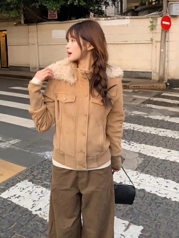 Fashionable Short Women's Jacket 2025 Winter New Arrival Warm Faux Fur Collar Slim Fit Kaki Color Top Korean Style Long Sleeve
Fashionable Short Women's Jacket 2025 Winter New Arrival Warm Faux Fur Collar Slim Fit Kaki Color Top Korean Style Long Sleeve