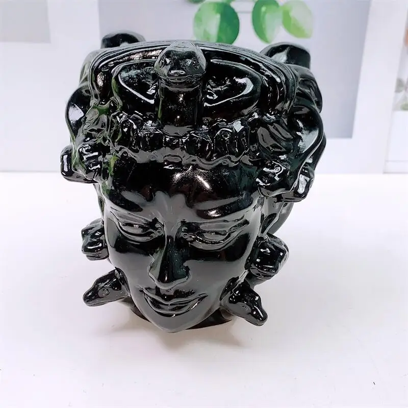 Natural Black Obsidian Medusa Skull Carving Healing Fengshui Stones And Crystals Home Decoration Gift Room Ornament 1pcs
Natural Black Obsidian Medusa Skull Carving Healing Fengshui Stones And Crystals Home Decoration Gift Room Ornament 1pcs