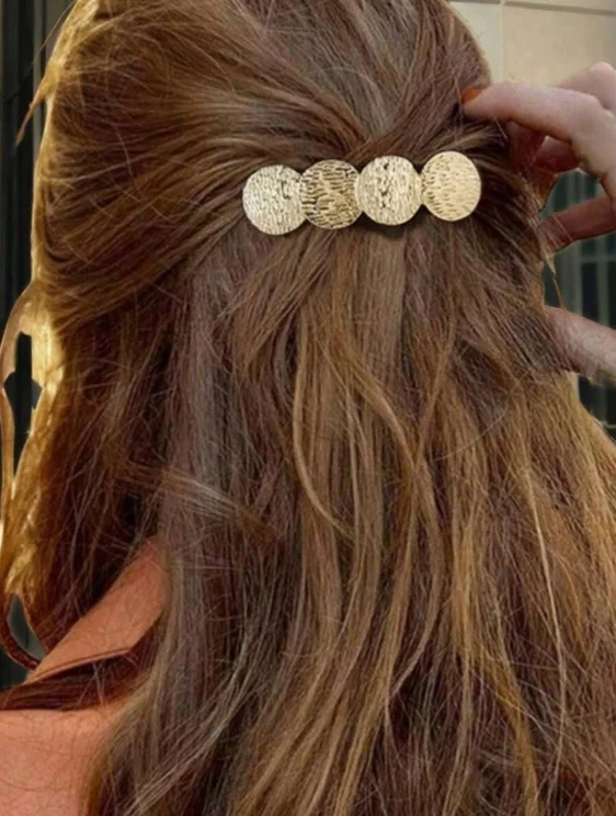 Vintage Hammered Textured Four Round Disc Gold Hair Barrettes, Minimalist Stacked Circle Alloy Side Bang Clip, Women Daily Office Dating Elegant Decor Hair Accessory
Vintage Hammered Textured Four Round Disc Gold Hair Barrettes, Minimalist Stacked Circle Alloy Side Bang Clip, Women Daily Office Dating Elegant Decor Hair Accessory
