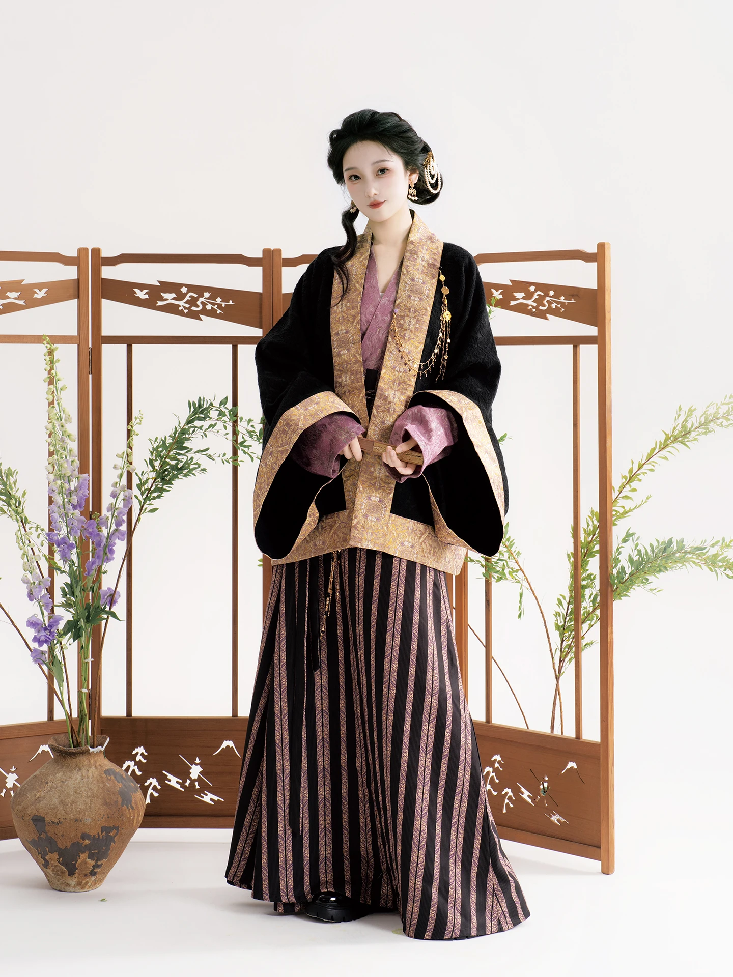 Zhihengjie imin Song Dynas Hanfu Women's Daily Commute New 2025 Gold Weave Sve Airplane Sve Dragon Coiling Skirt
Zhihengjie imin Song Dynas Hanfu Women's Daily Commute New 2025 Gold Weave Sve Airplane Sve Dragon Coiling Skirt