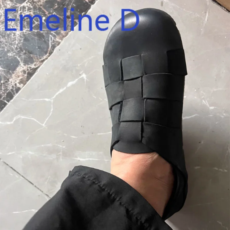 Men's Woven Sandals Spring and Summer New Trend One Foot Retro Single Shoe Soft Sole Casual and Comfortable Flat Shoe
Men's Woven Sandals Spring and Summer New Trend One Foot Retro Single Shoe Soft Sole Casual and Comfortable Flat Shoe