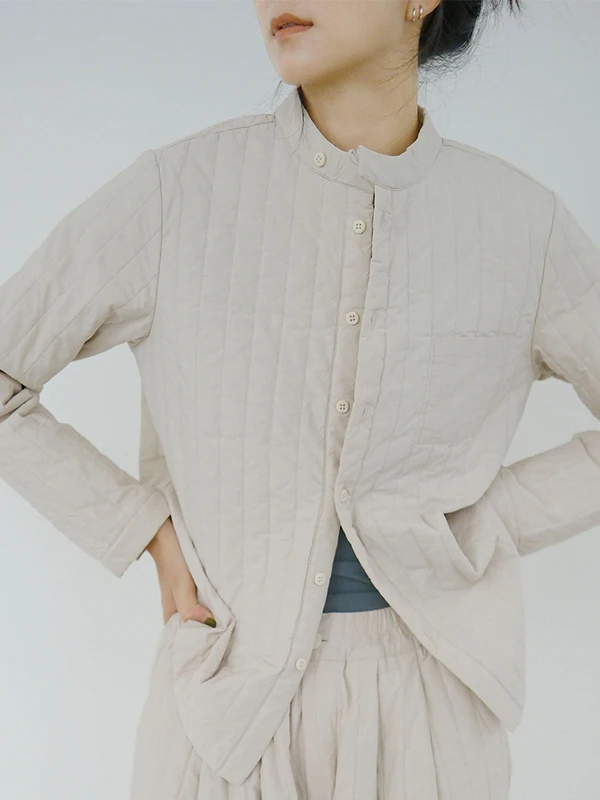 Корейская художественная повседневная тонкая хлопковая куртка, женская свободная универсальная теплая хлопковая одежда с воротником-стойкой, модная осенне-зимняя одежда...
Корейская художественная повседневная тонкая хлопковая куртка, женская свободная универсальная теплая хлопковая одежда с воротником-стойкой, модная осенне-зимняя одежда...