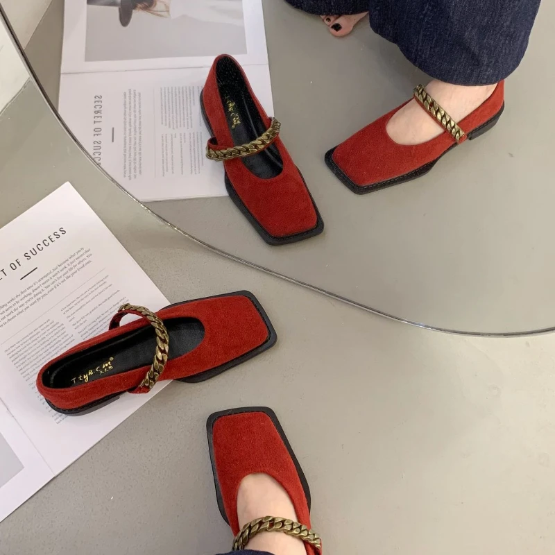 Women's Shoes Designer Retro Square Toe Loafers Women Fashion Metal Chain British Style Soft Mary Jane Shoe Ladies Luxury Pumps
Women's Shoes Designer Retro Square Toe Loafers Women Fashion Metal Chain British Style Soft Mary Jane Shoe Ladies Luxury Pumps