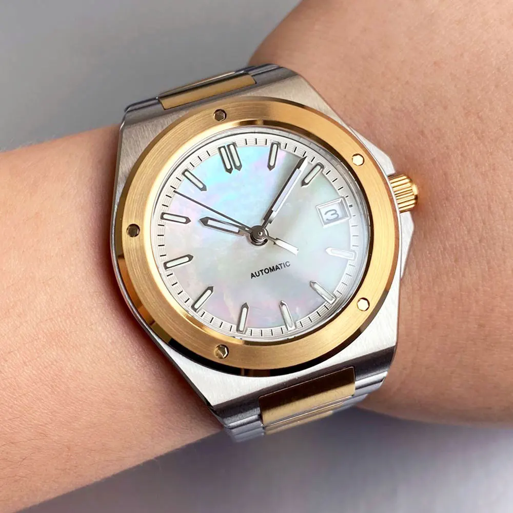 Engineer Style NH35A Automatic Mechanical Men's Watch Mother of Pearl Two Tone 40mm Sapphire Glass 100m Waterproof Green Lume
Engineer Style NH35A Automatic Mechanical Men's Watch Mother of Pearl Two Tone 40mm Sapphire Glass 100m Waterproof Green Lume