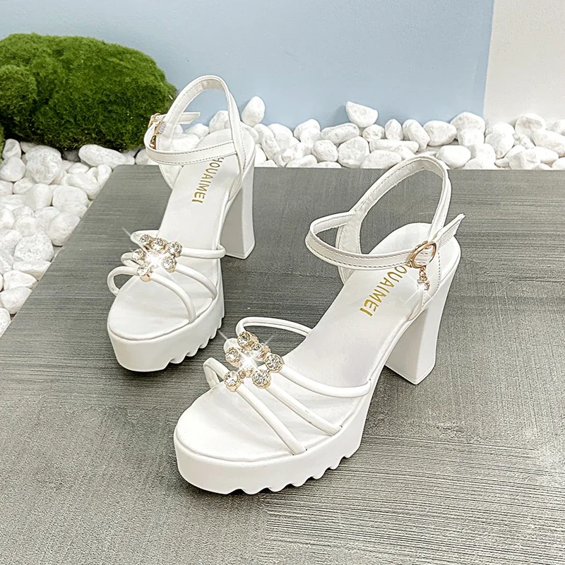2025 New Luxury Elegant Rhinestone High Heel Platform Sandals Buckle Open Toe Women's Fish Mouth Fashion Shoes Zapatos De Mujer
2025 New Luxury Elegant Rhinestone High Heel Platform Sandals Buckle Open Toe Women's Fish Mouth Fashion Shoes Zapatos De Mujer
