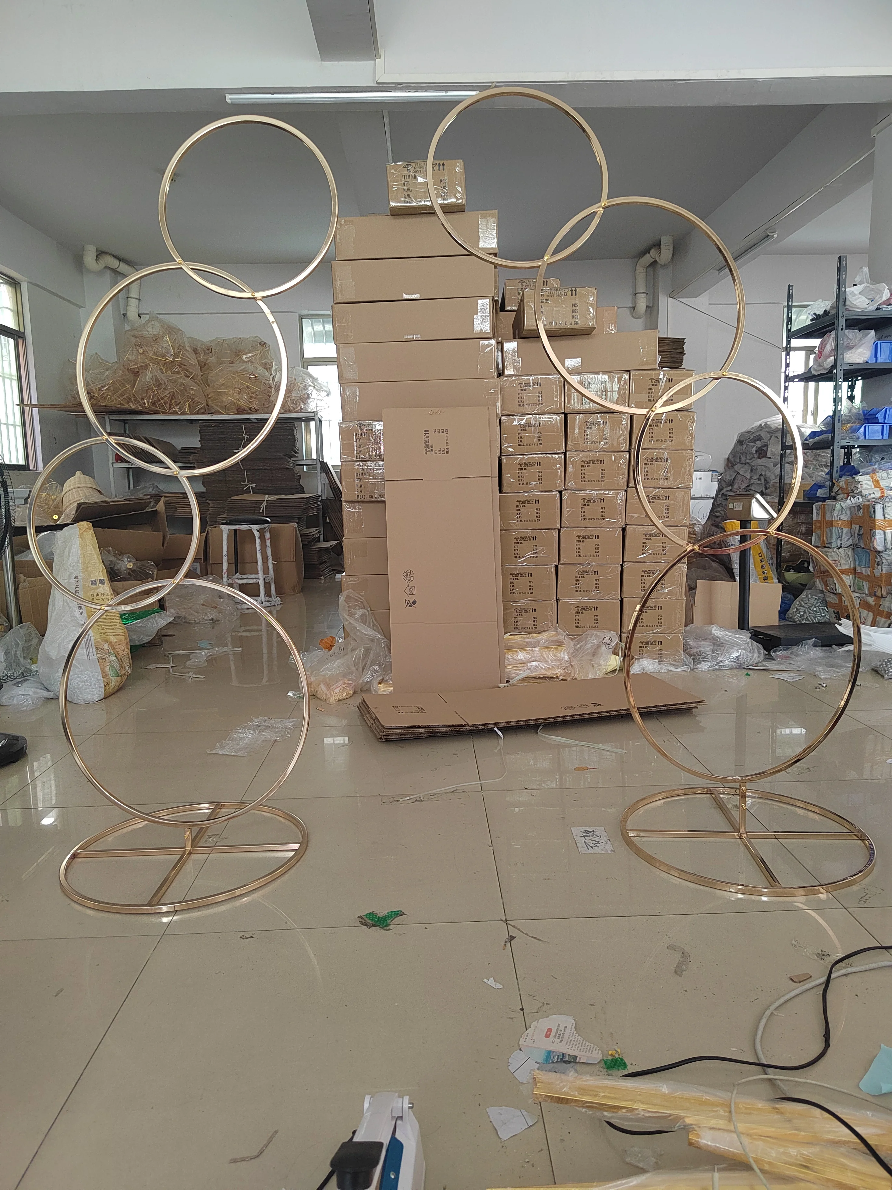 Wedding Arch Square Backdrop Balloon Stand Background Shiny Metal Gold Plating Outdoor Artificial Flower Door Shelf Frame
Wedding Arch Square Backdrop Balloon Stand Background Shiny Metal Gold Plating Outdoor Artificial Flower Door Shelf Frame