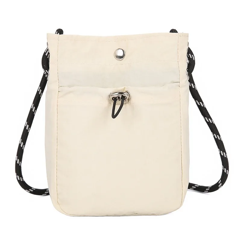 Модная легкая литературная повседневная сумка-мессенджер на одно плечо с завязками
Модная легкая литературная повседневная сумка-мессенджер на одно плечо с завязками