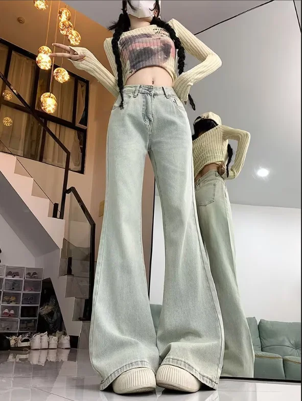 Jeans Y2K Vintage American Yellow mud retro micro flared jeans Trendy Loose Design Flip High Waisted Casual Y2K flared jeans
Jeans Y2K Vintage American Yellow mud retro micro flared jeans Trendy Loose Design Flip High Waisted Casual Y2K flared jeans