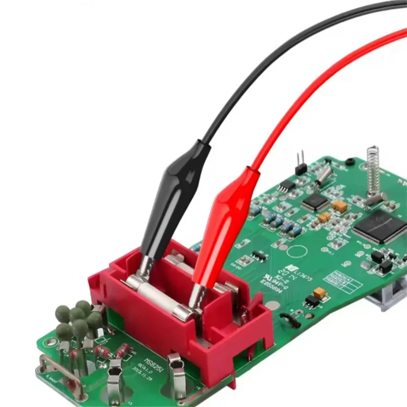 P1038 2 шт., 4 мм штекер типа «банан» к зажиму «крокодил», тестовый провод мультиметра, безопасный зажим «крокодил», мягкий тестовый кабель, провод 1 м
P1038 2 шт., 4 мм штекер типа «банан» к зажиму «крокодил», тестовый провод мультиметра, безопасный зажим «крокодил», мягкий тестовый кабель, провод 1 м