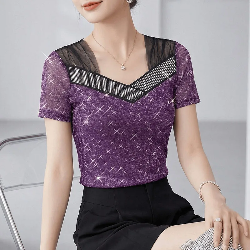 Summer New Short Sleeved T Shirt For Women V-neck Cross Mesh Diamond Shirt Fashion Bright Silk Women Tops
Summer New Short Sleeved T Shirt For Women V-neck Cross Mesh Diamond Shirt Fashion Bright Silk Women Tops