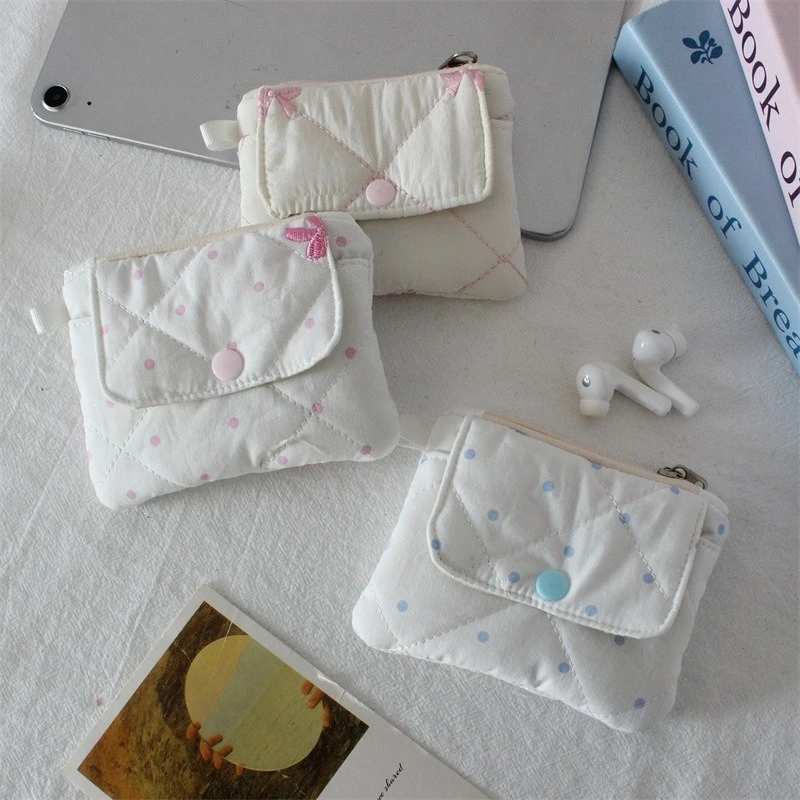Small Wallet Key Earphones Organizer Kids Cute Purse Cute Quilted Card Bag ID Holder Hasp Zipper Coin Purse Pocket Wallet Woman
Small Wallet Key Earphones Organizer Kids Cute Purse Cute Quilted Card Bag ID Holder Hasp Zipper Coin Purse Pocket Wallet Woman