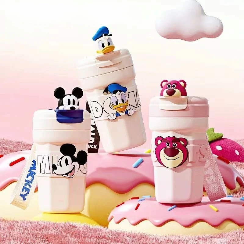 Disney Lotso Микки Дональд Дак милый креативный мультяшный узор новая простая и модная изолированная чашка для воды из нержавеющей стали
Disney Lotso Микки Дональд Дак милый креативный мультяшный узор новая простая и модная изолированная чашка для воды из нержавеющей стали