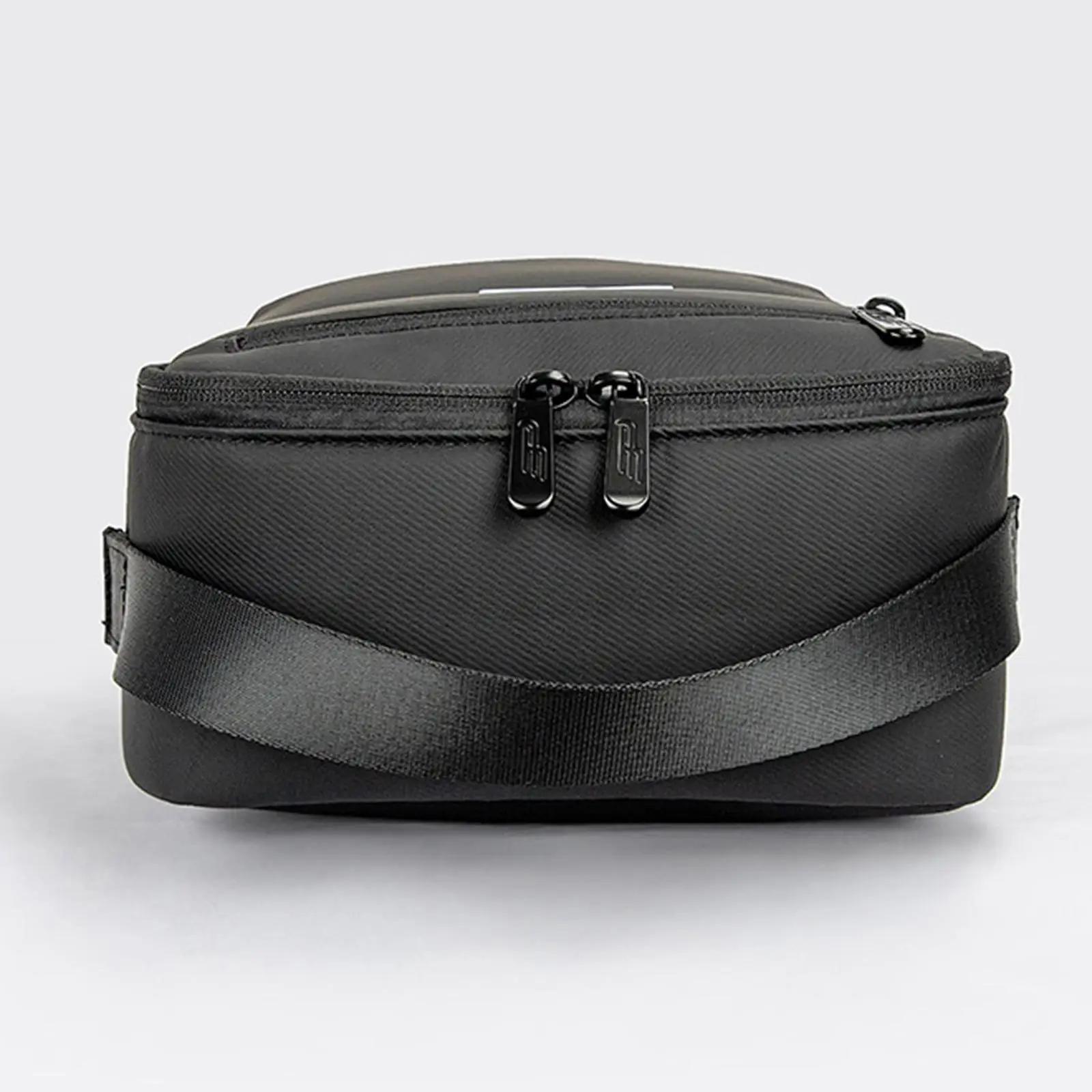 Golf Shoes Bag Tote Golf Sneakers Bag with External Pocket for Accessories
Golf Shoes Bag Tote Golf Sneakers Bag with External Pocket for Accessories