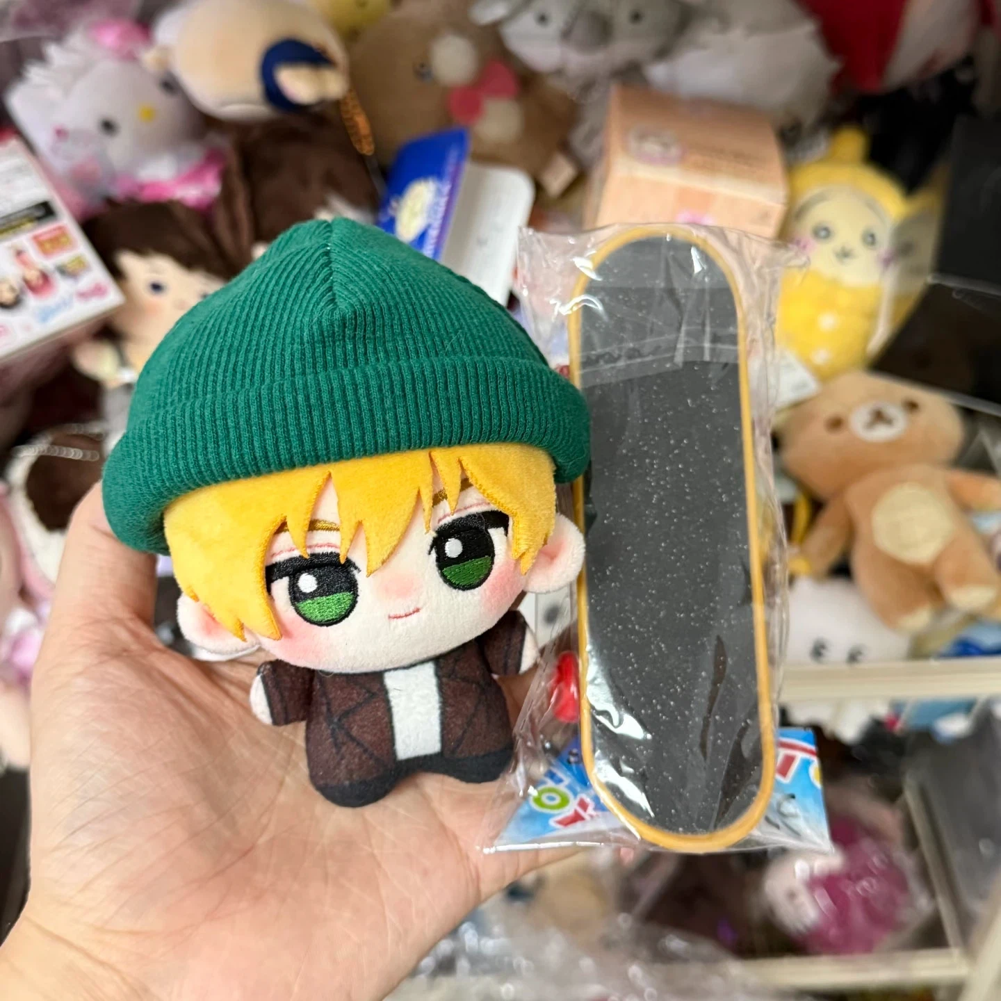 10CM Plush Stardew Valley Sebastian Game Keychain Doll Cute Plush Pendant for Boys and Girls Decorative Collection Gifts Xmas
10CM Plush Stardew Valley Sebastian Game Keychain Doll Cute Plush Pendant for Boys and Girls Decorative Collection Gifts Xmas