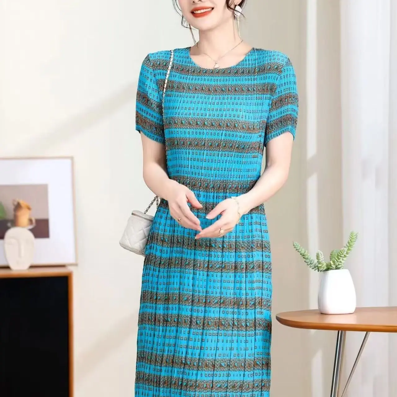 High-end new loose fashion streetwear vestidos elegantes para mujer long dresses for women
High-end new loose fashion streetwear vestidos elegantes para mujer long dresses for women