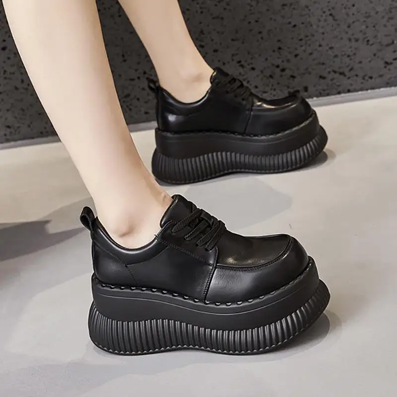 Women's Thick Bottom Loafers Genuine Leather British Style Low Top Fashion Boots round Toe mid Heel PU Lined Comfortable Shoes
Women's Thick Bottom Loafers Genuine Leather British Style Low Top Fashion Boots round Toe mid Heel PU Lined Comfortable Shoes