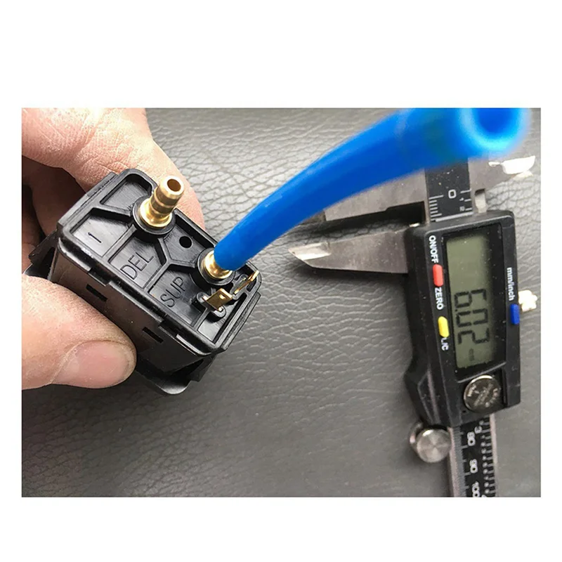 8PCS Truck Air Pump Control Switch Electric Manual Paddle Valve Truck Seat Control Air Spring Start Switch
8PCS Truck Air Pump Control Switch Electric Manual Paddle Valve Truck Seat Control Air Spring Start Switch