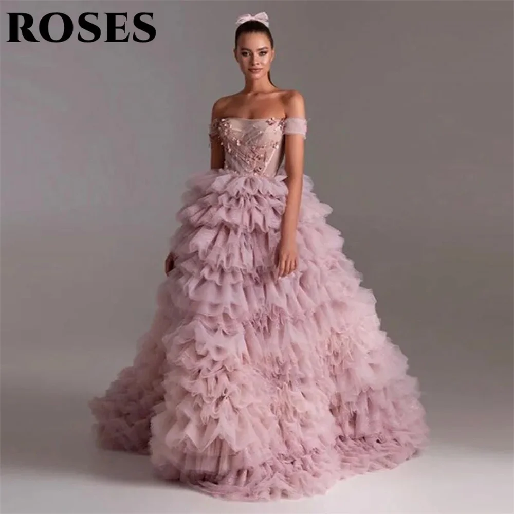 ROSES Pink Prom Dress Layer Tulle Lace Celebrity Dresses Tiered Pleat Women's Evening Dress Off the Shoulder Formal Gown 프롬 드레스
ROSES Pink Prom Dress Layer Tulle Lace Celebrity Dresses Tiered Pleat Women's Evening Dress Off the Shoulder Formal Gown 프롬 드레스