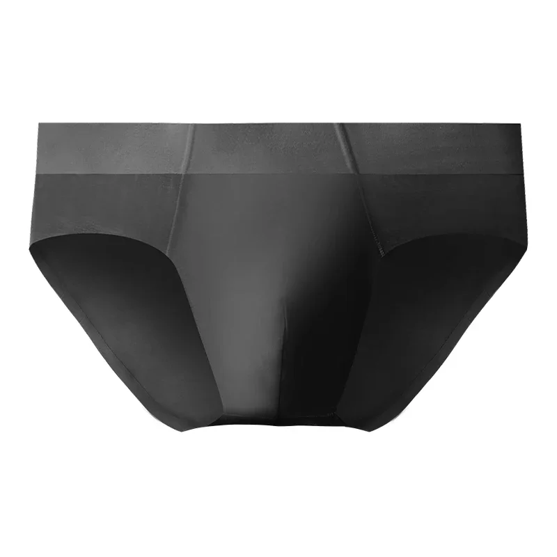 Men's seamless breathable triangle briefs, thin summer style, sporty and sexy for men
Men's seamless breathable triangle briefs, thin summer style, sporty and sexy for men