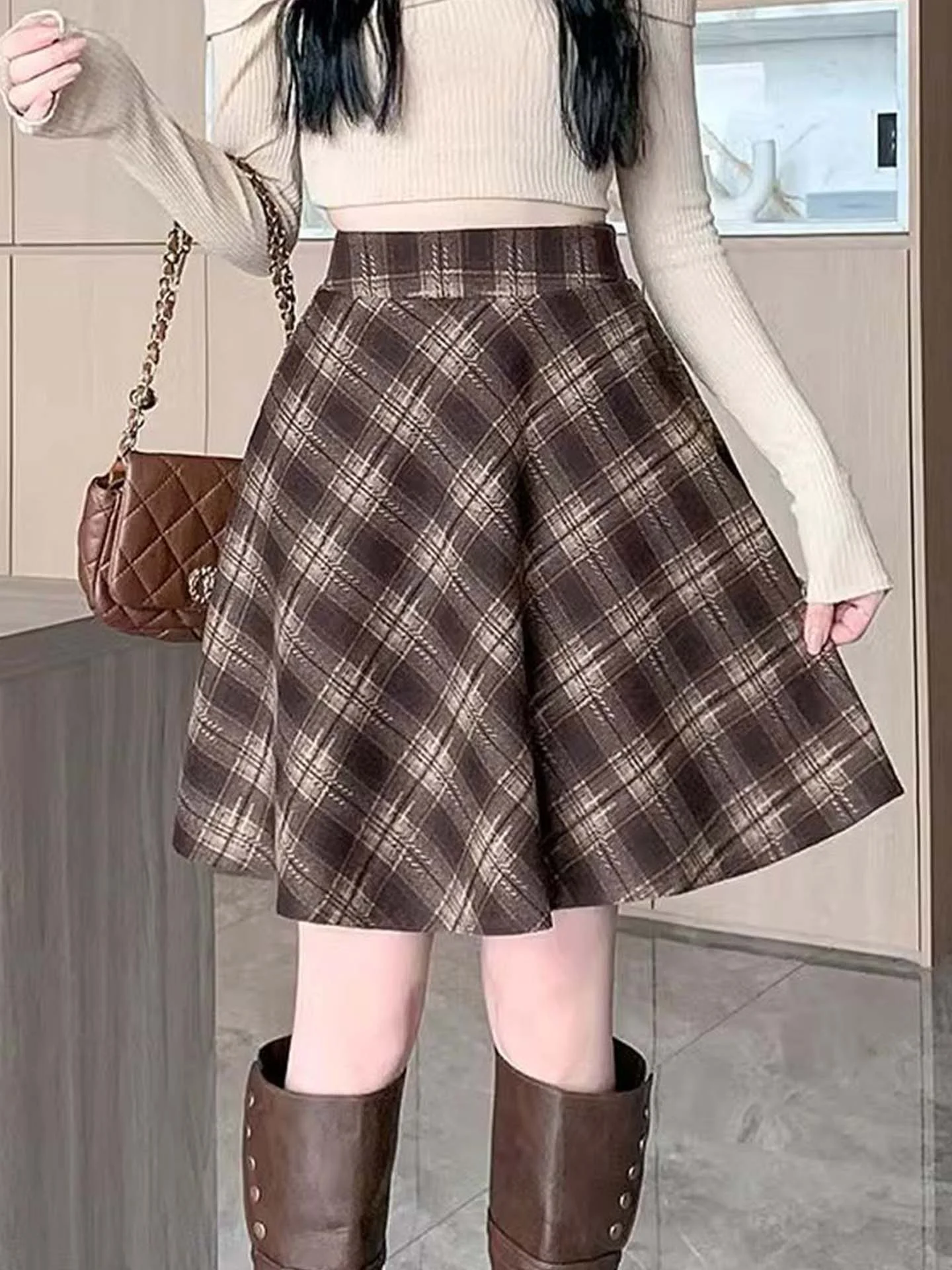 Korean Sle High Waist A-Line Skirt Women's Woolen Plaid Skirt Versatile Elastic Waist Slimming Younger Looking
Korean Sle High Waist A-Line Skirt Women's Woolen Plaid Skirt Versatile Elastic Waist Slimming Younger Looking