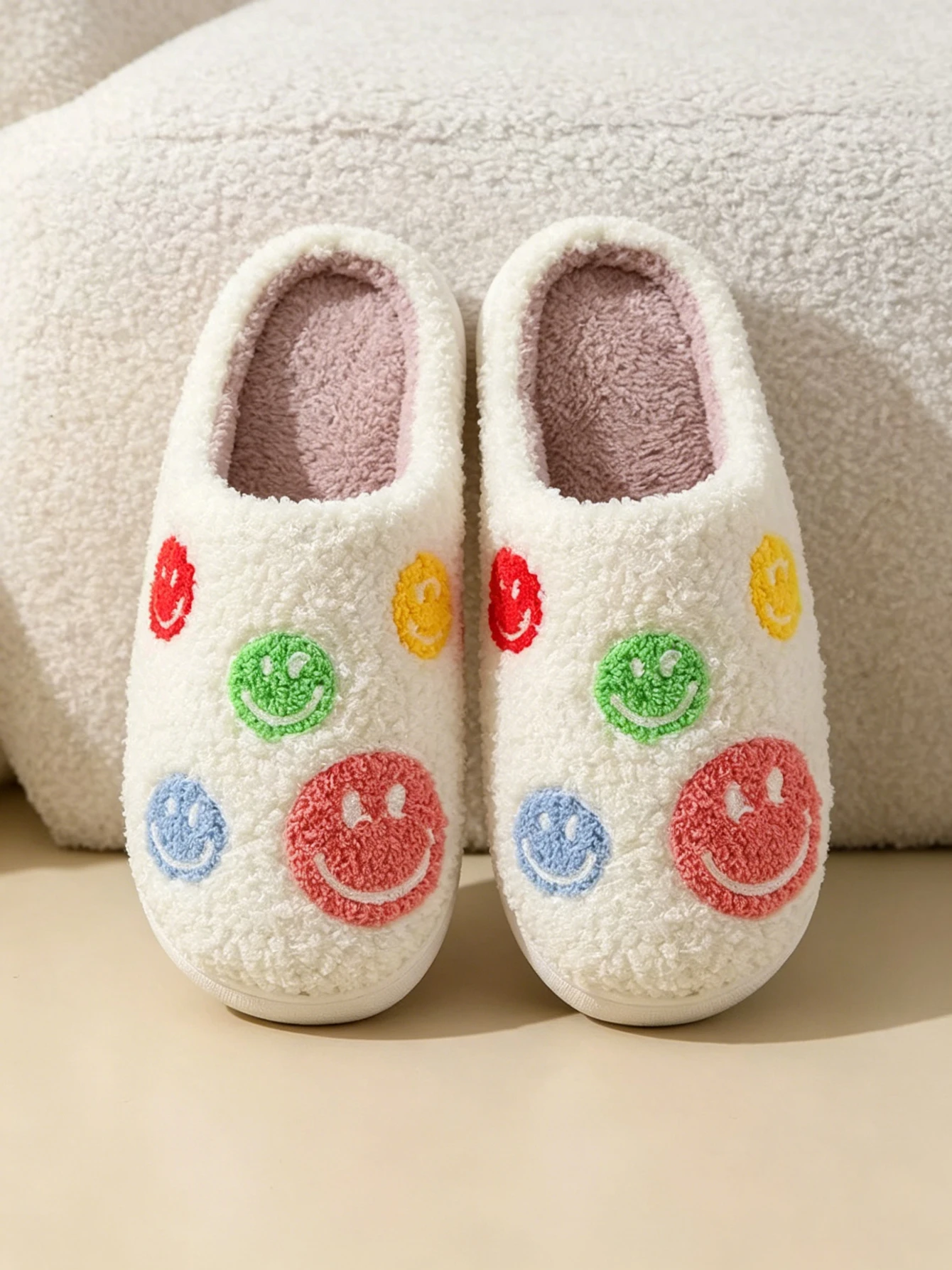Autumn Winter Cute Multicolor Smiley Face Plush Slippers, Sweet Embroidered Warm Anti-Slip Women Home Closed Toe Slippers
Autumn Winter Cute Multicolor Smiley Face Plush Slippers, Sweet Embroidered Warm Anti-Slip Women Home Closed Toe Slippers
