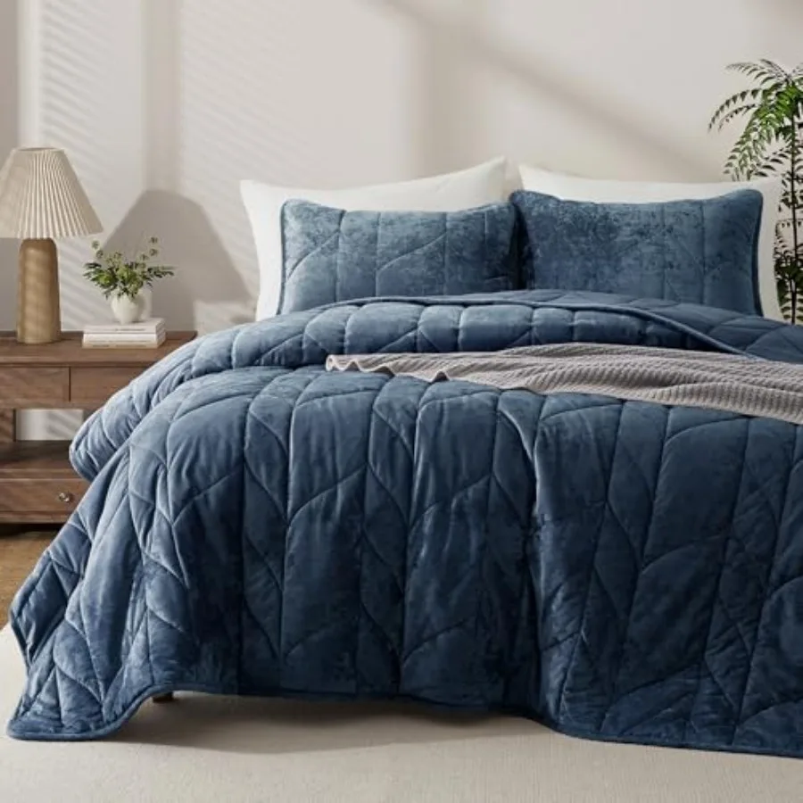 Velvet Quilt Set Size - Lightweight Bedspread Coverlet - Soft Velvet Comforter Set - Reversible Quilted Bedding Set for All Sea
Velvet Quilt Set Size - Lightweight Bedspread Coverlet - Soft Velvet Comforter Set - Reversible Quilted Bedding Set for All Sea