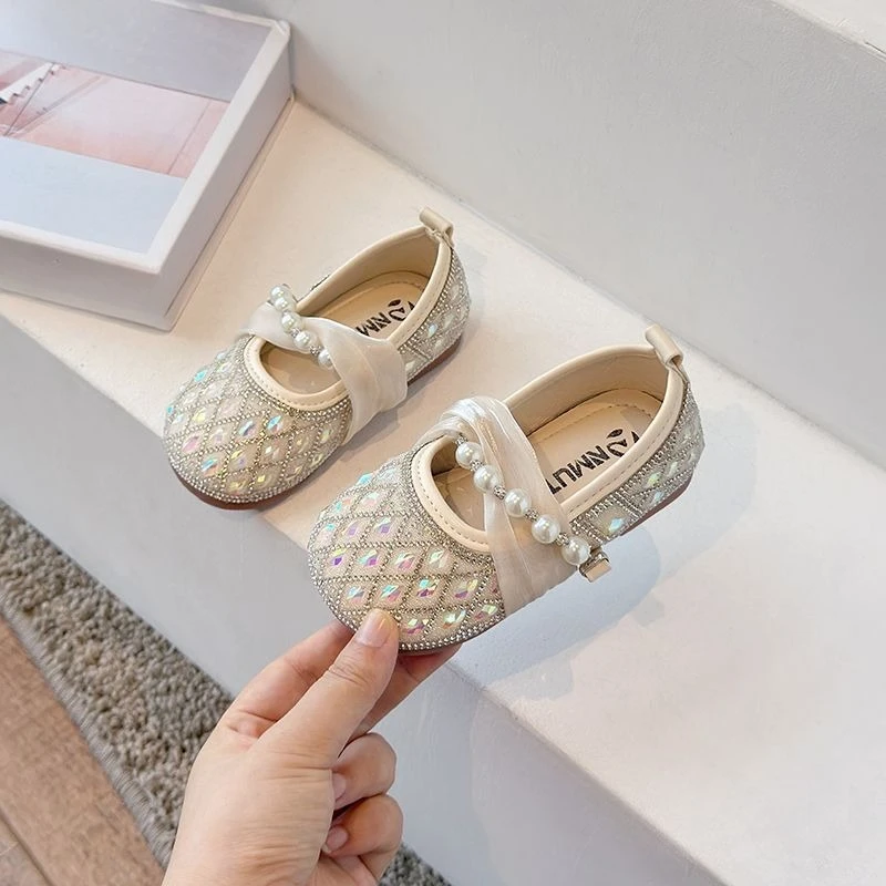 2026 Spring Autumn New Girls Princess Crystal Soft Sole Shoes for Baby Toddler Flats Kids Fashionable Casual Footwear
2026 Spring Autumn New Girls Princess Crystal Soft Sole Shoes for Baby Toddler Flats Kids Fashionable Casual Footwear