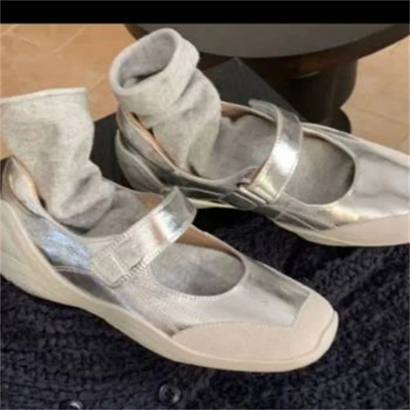 Sewing Lines Shoes for Lady Round Toes Flat Heels Mary Janes Stitching Zapatos Mujer Mixed Colors Chassure Femme Shallow Women
Sewing Lines Shoes for Lady Round Toes Flat Heels Mary Janes Stitching Zapatos Mujer Mixed Colors Chassure Femme Shallow Women