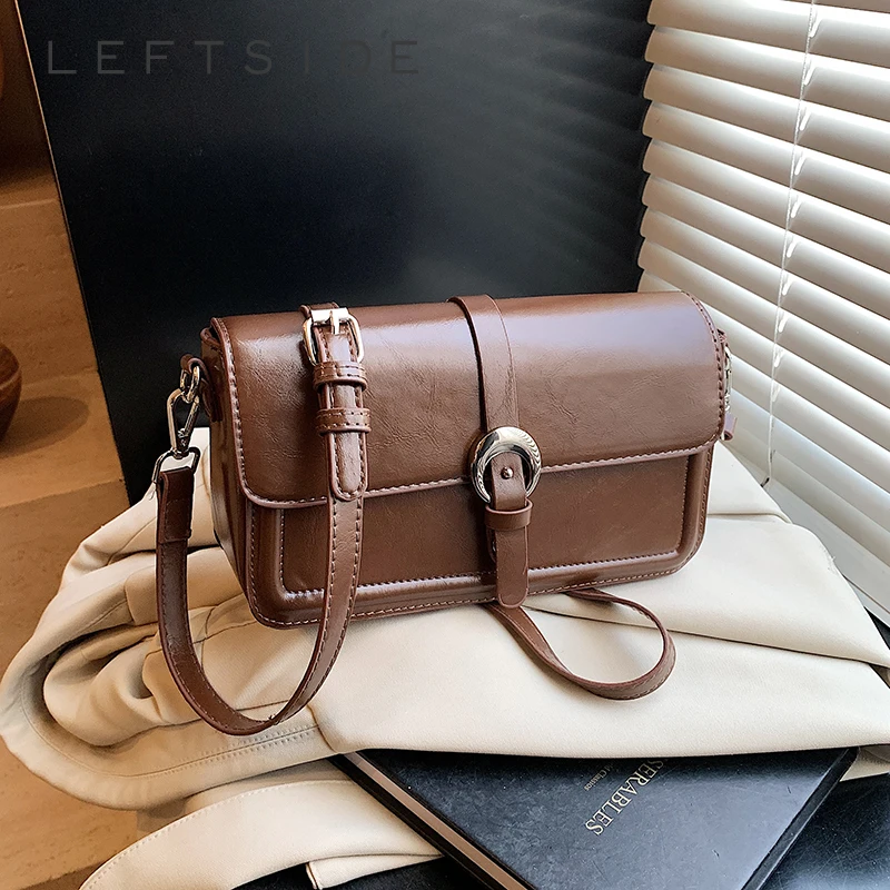 LEFTSIDE Fashion Small Flap Square Pu Leather Crossbody Bag for Women 2025 New Trend Designer Simple Solid Shoulder Handbags
LEFTSIDE Fashion Small Flap Square Pu Leather Crossbody Bag for Women 2025 New Trend Designer Simple Solid Shoulder Handbags