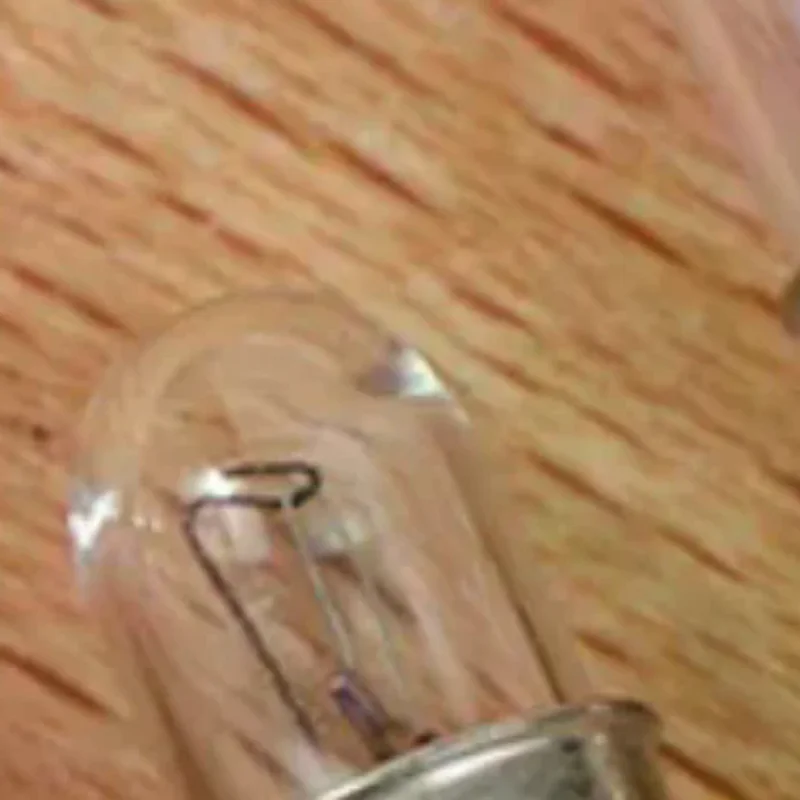 10 шт./лот мини-индикаторная лампа E5 с винтовым ртом миниатюрная лампа 6,3 В 12 В 24 В 0,1 А маленькая лампочка сигнальная лампа из бисера
10 шт./лот мини-индикаторная лампа E5 с винтовым ртом миниатюрная лампа 6,3 В 12 В 24 В 0,1 А маленькая лампочка сигнальная лампа из бисера