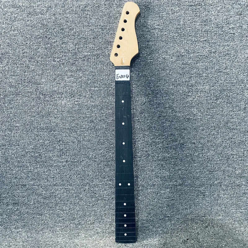 EN514 Unfinished ST Guitar Neck Custom Order Tremolo Model Maple+Rosewood No Frets DIY Replace Guitar Parts
EN514 Unfinished ST Guitar Neck Custom Order Tremolo Model Maple+Rosewood No Frets DIY Replace Guitar Parts