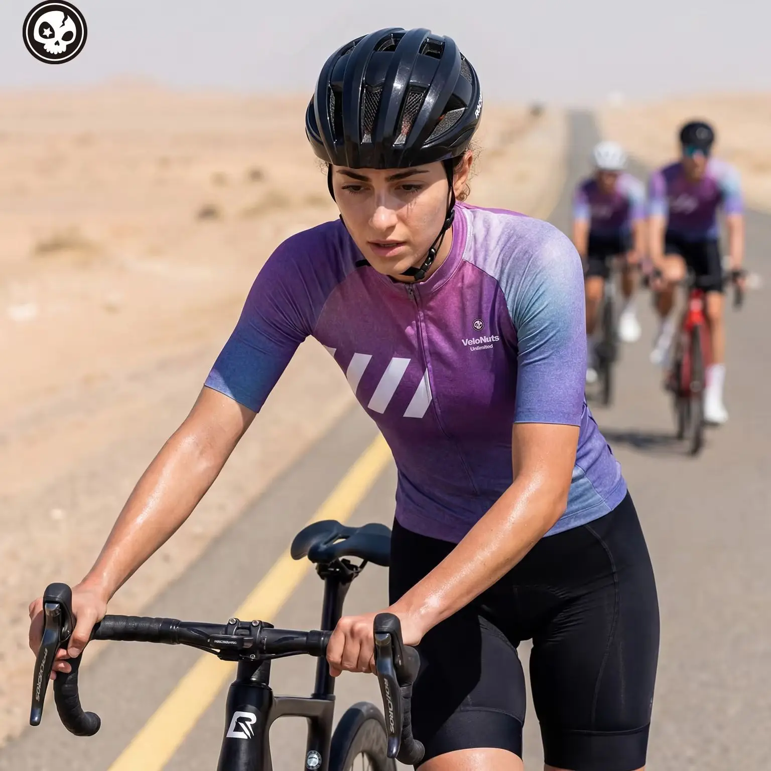 VELONUTS Summer Cycling Jersey Shirt Lightweight Elastic Quick Dry Breathable Short Sleeve Jersey Men Women Cycling Clothing
VELONUTS Summer Cycling Jersey Shirt Lightweight Elastic Quick Dry Breathable Short Sleeve Jersey Men Women Cycling Clothing