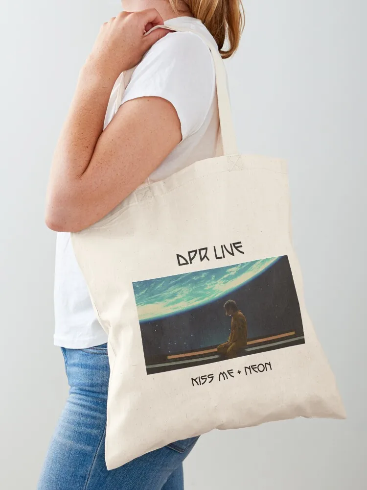 DPR LIVE Kiss Me + Neon Tote Bag custom bags canvas tote bags Portable shopping bag Canvas bag
DPR LIVE Kiss Me + Neon Tote Bag custom bags canvas tote bags Portable shopping bag Canvas bag